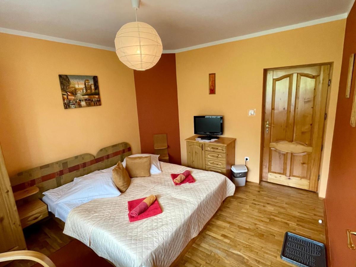 Willa Marta M Bed & Breakfast Zakopane Exterior photo