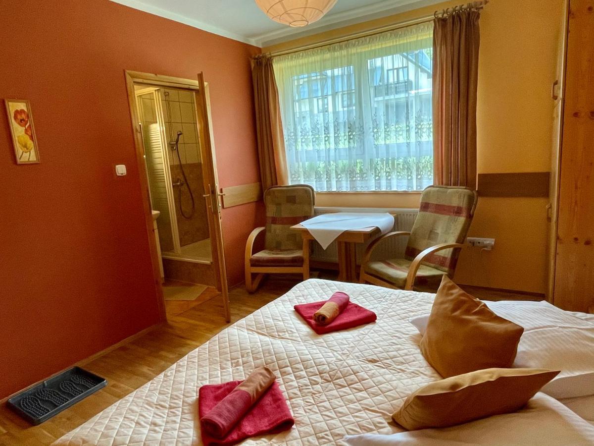 Willa Marta M Bed & Breakfast Zakopane Exterior photo