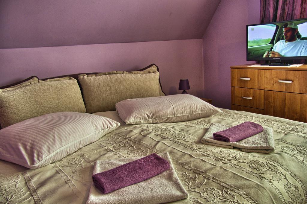 Willa Marta M Bed & Breakfast Zakopane Room photo
