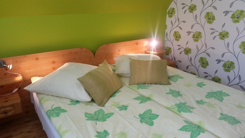 Willa Marta M Bed & Breakfast Zakopane Exterior photo