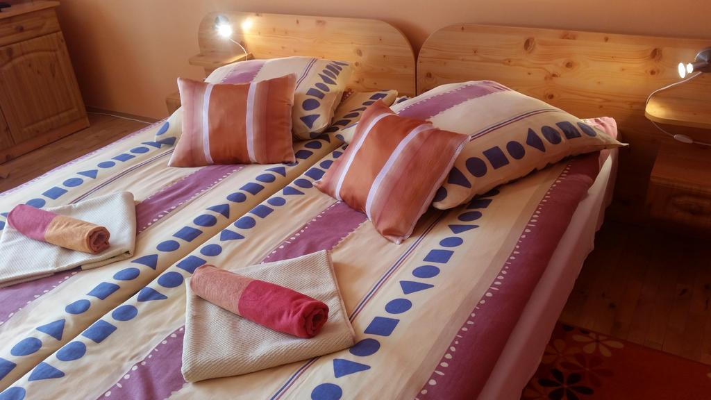 Willa Marta M Bed & Breakfast Zakopane Exterior photo