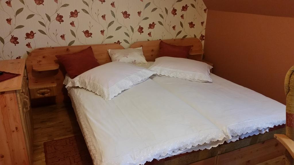 Willa Marta M Bed & Breakfast Zakopane Exterior photo
